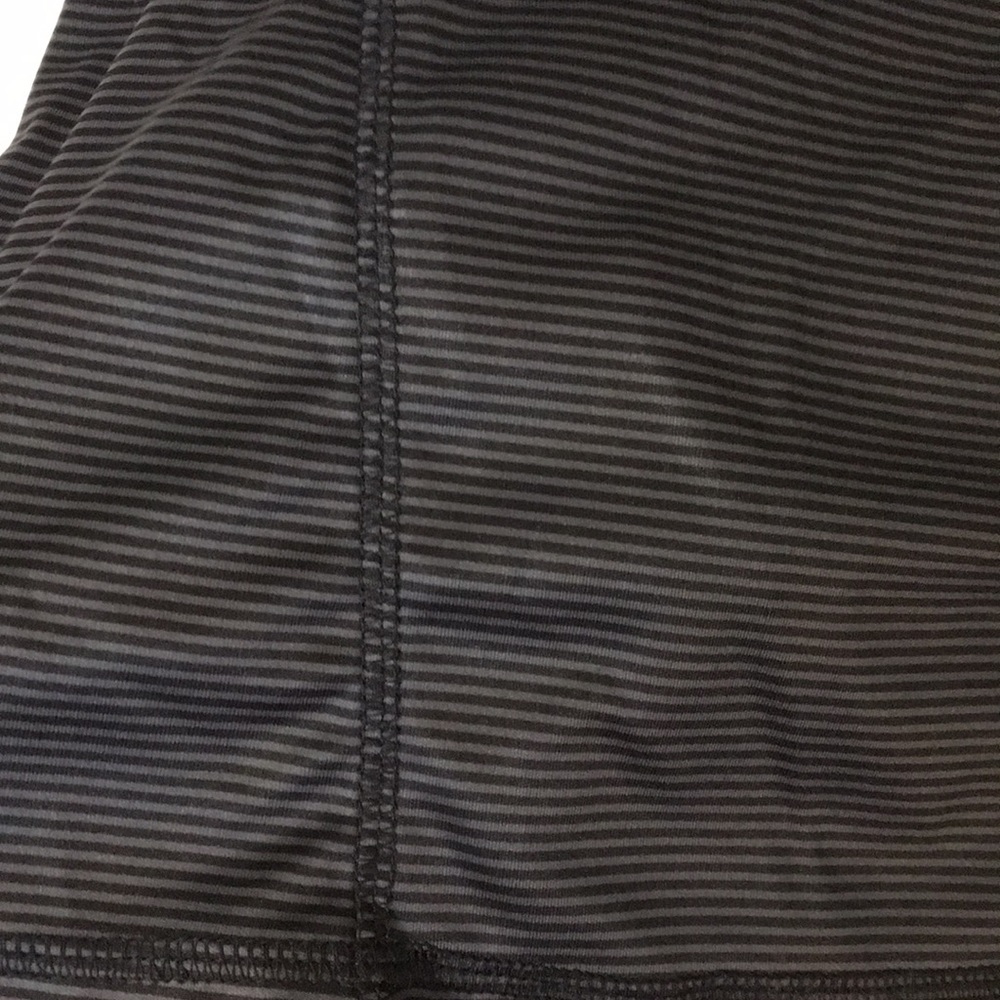 Running workout jacket - Picture 2 of 3